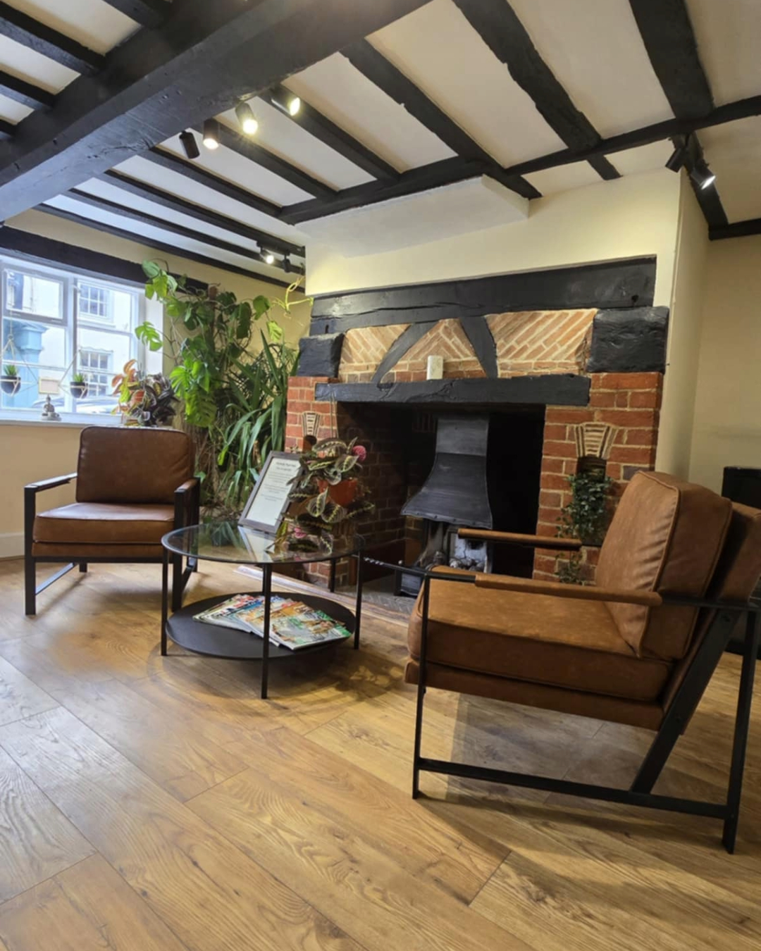 AWARD WINNING HAIR STYLISTS HUNGERFORD 