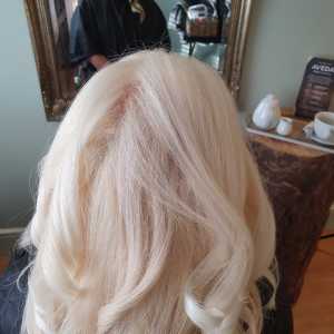 Micro weave⁣⁣ at Perfectly Posh hair loss clinic Hampshire